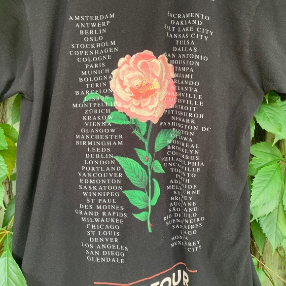 Shawn Mendes Tee - Picture 6 of 7